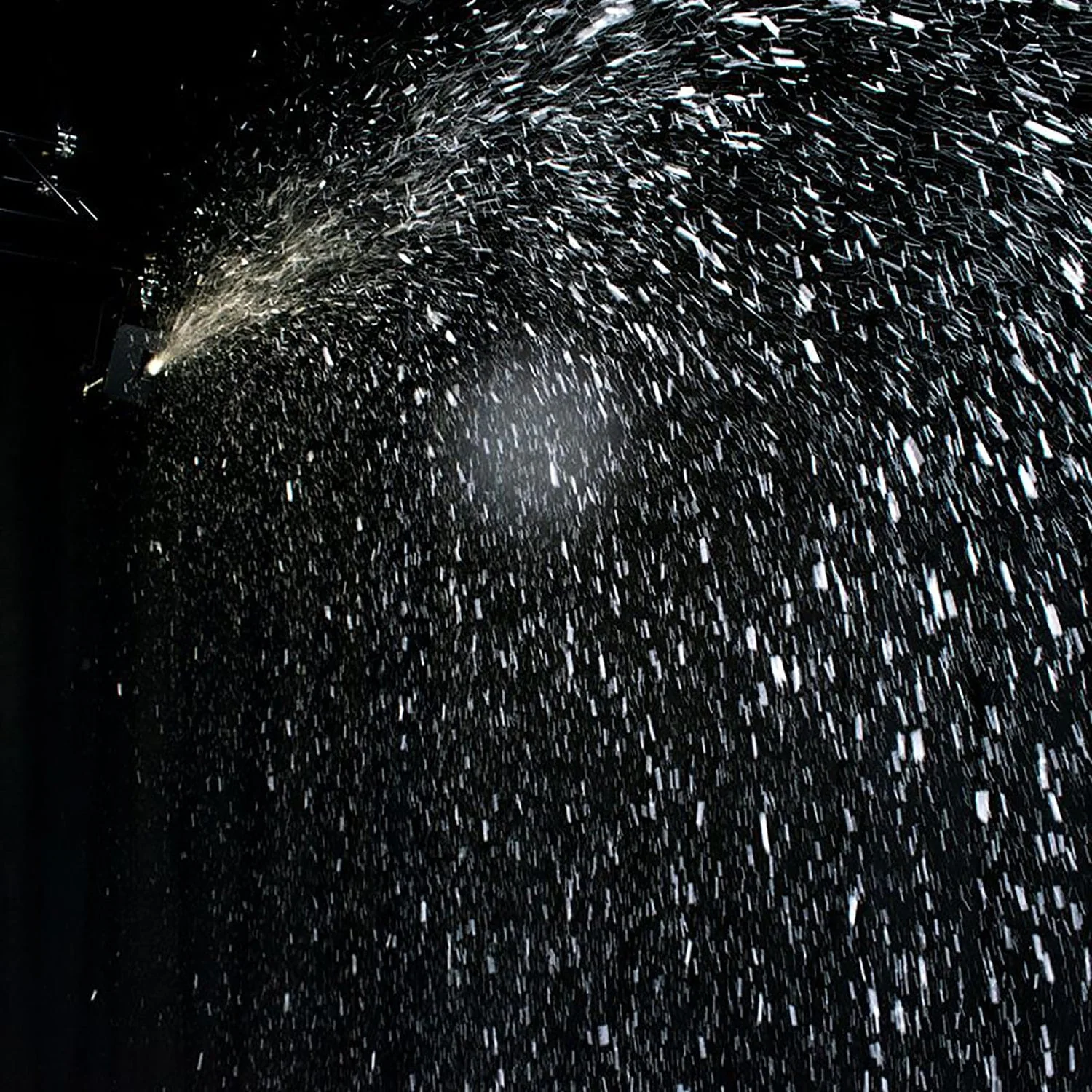 ADJ American DJ VF-SNOW-FLURRY-HO-EP Snow Machine with Wired Digital Communication Network - Image 6