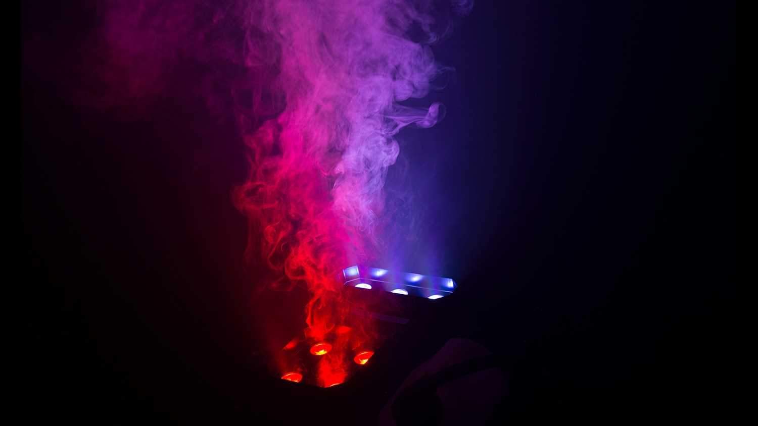 Chauvet Geyser P7 Water Based Fog Machine & FX Light - Image 4