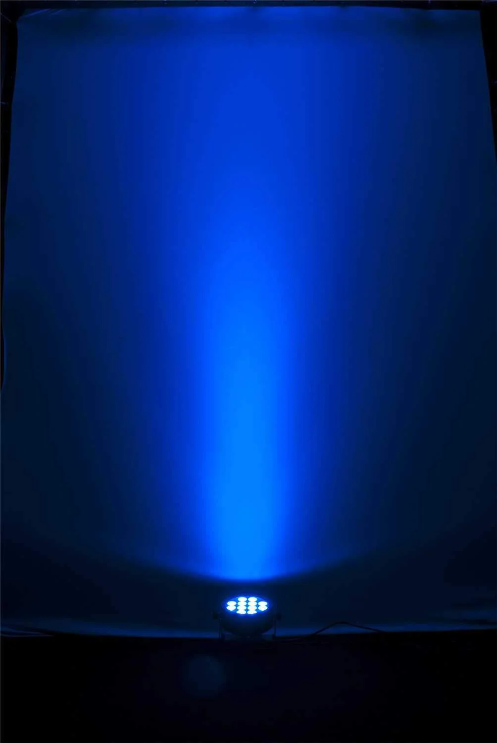 Chauvet SlimPAR Pro Q USB DMX RGBA LED Wash Light - Image 4