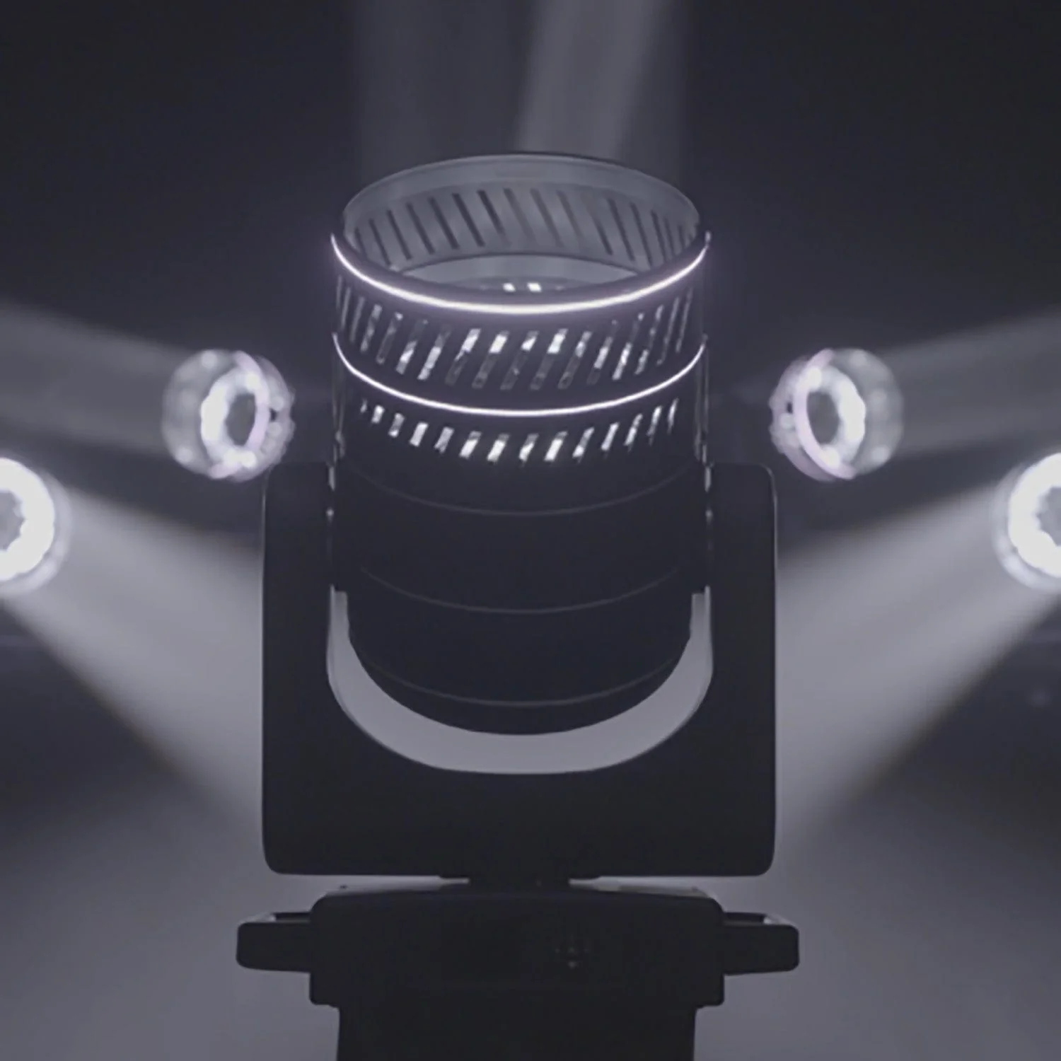 Clay Paky Midi-B FX 19x 40-Watt RGBW LED 5x RGB LED Rings Moving Head - Image 8