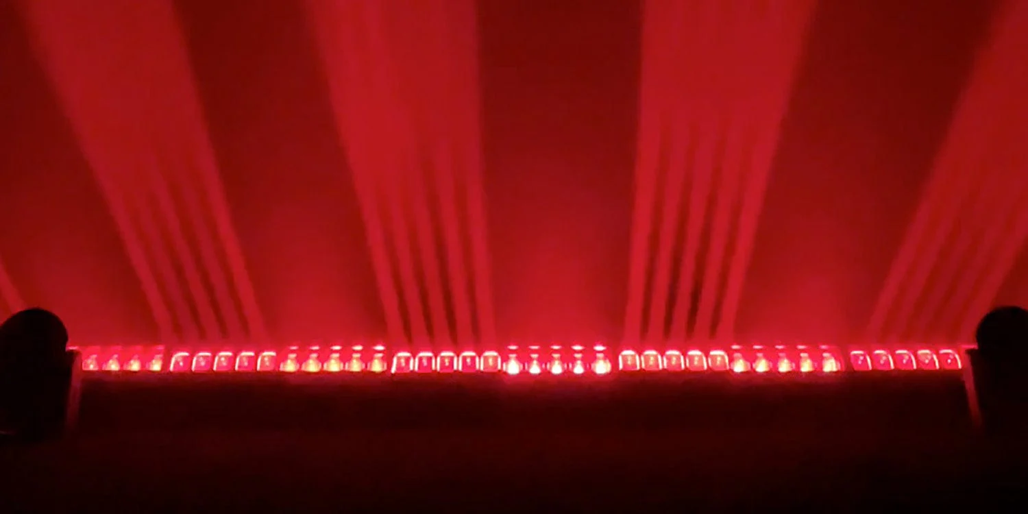 Clay Paky Volero Batten Aqua 10x 60-Watt RGBW IP66 LED Bar - Image 4