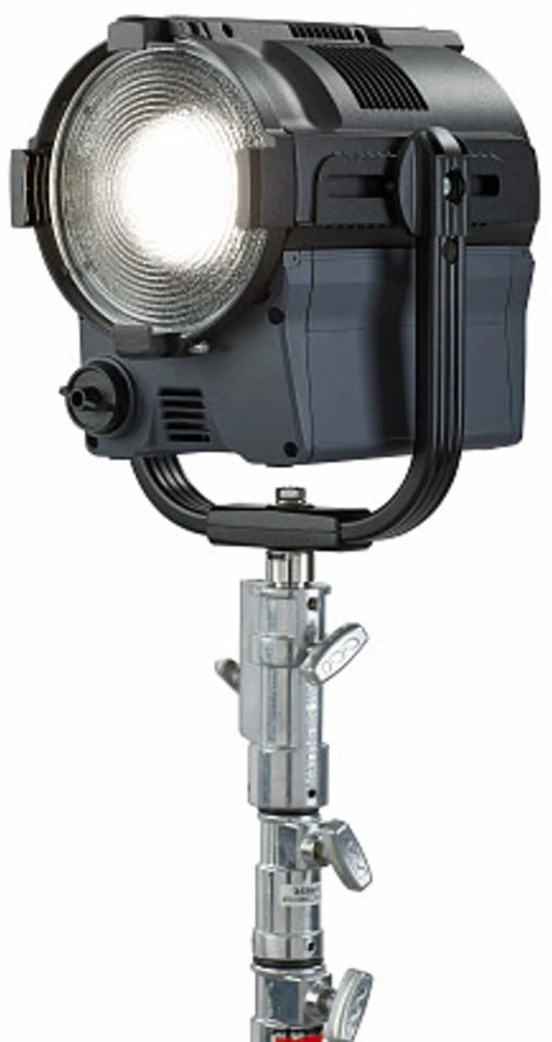 ETC fos/4 Lustr X8, Fresnel - Image 2
