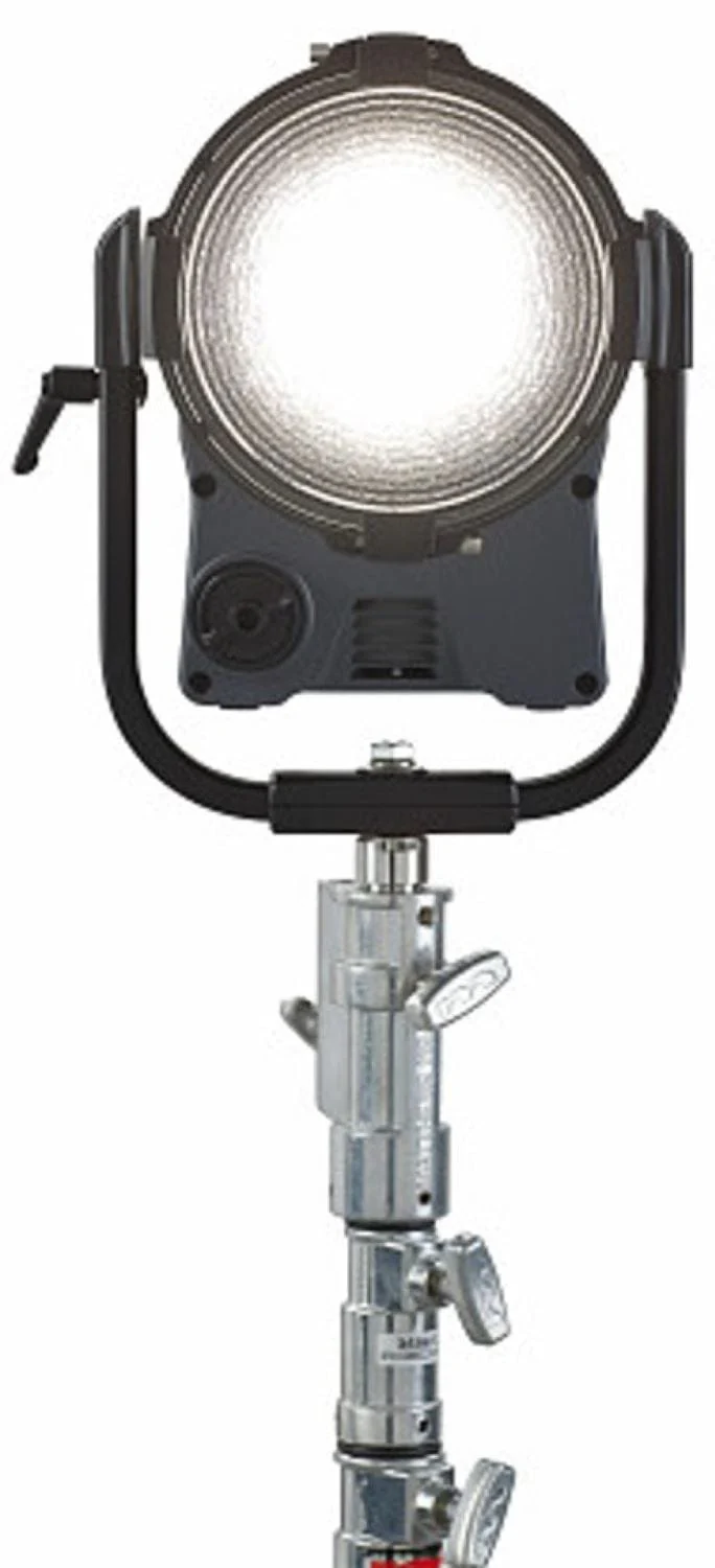 ETC fos/4 Lustr X8, Fresnel - Image 3