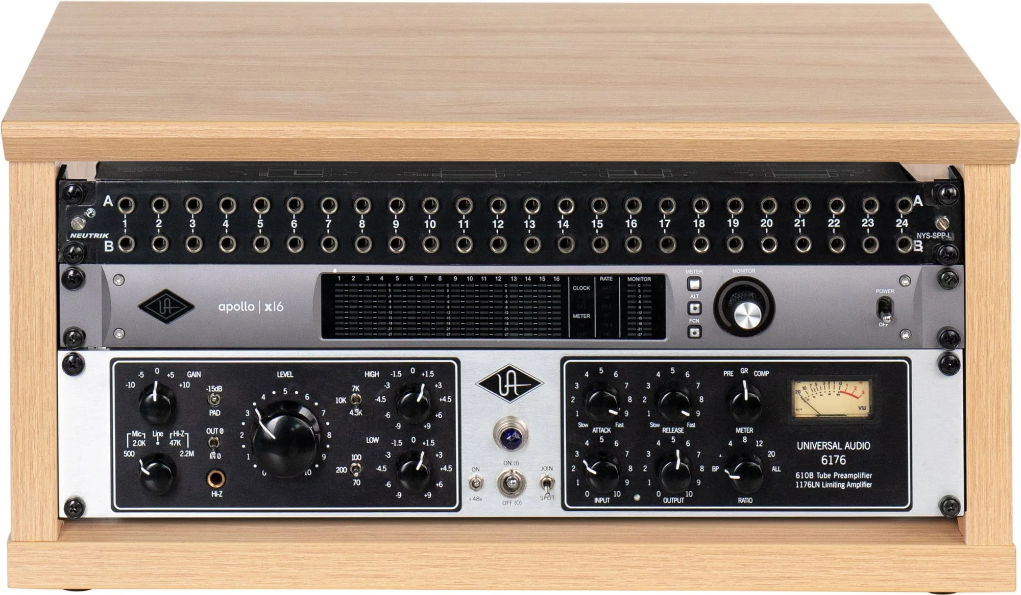 Gator GFW-ELITERK-4U-M Elite Furniture 4U Desktop Studio Rack Maple - Image 2