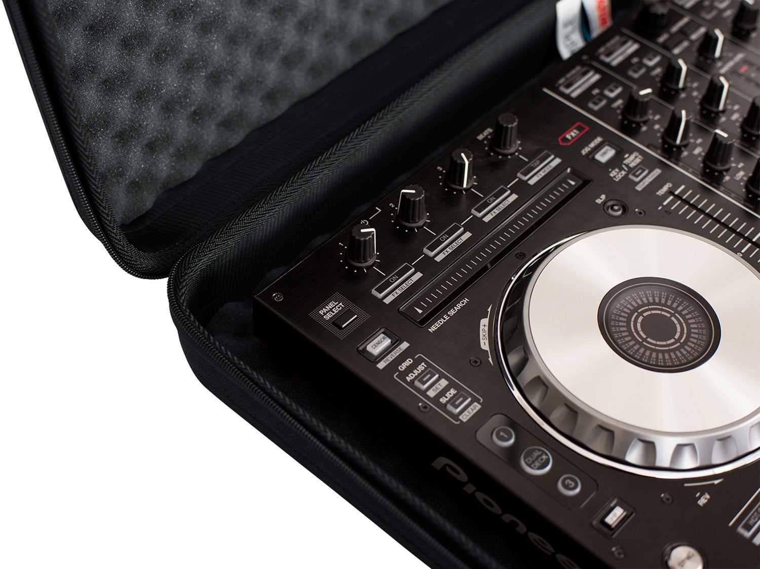 Gator GU-EVA-2816-4 Large EVA DJ Controller Case - Image 4
