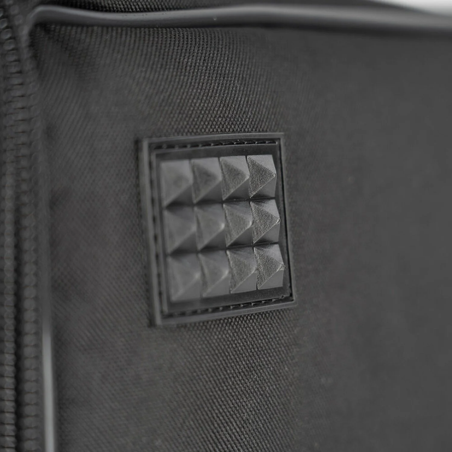 RCF CVR-004 Protection Cover for SUB 705-AS MK3 and SUB 905-AS MK3 Subwoofer - Image 5